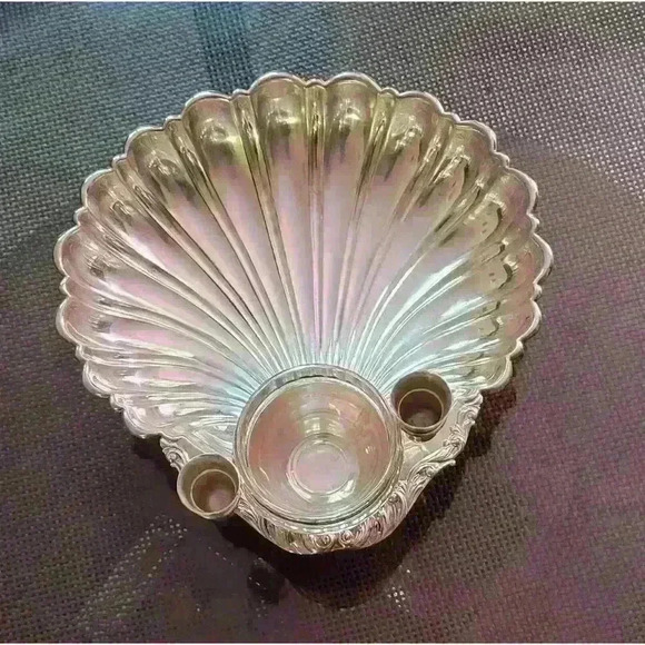 Crescent- Silver Plated Shell Shaped Serving Dish - Picture 3 of 6